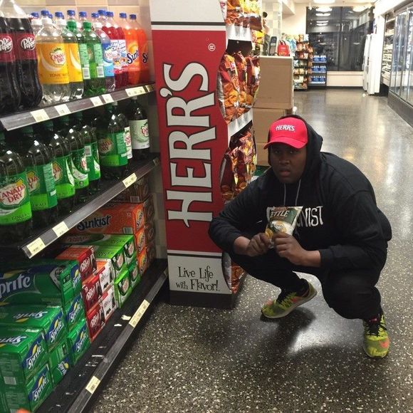 Meet your Posher, Peter - Picture 1 of 1