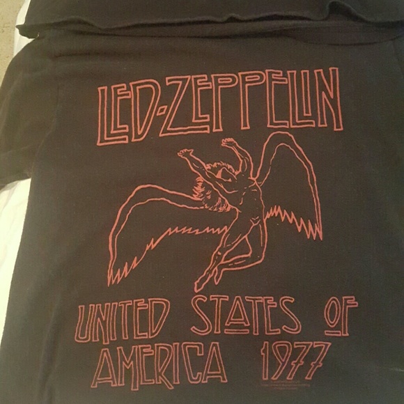 SOLD Band shirt bundle. Men's t-shirt. - Picture 2 of 4