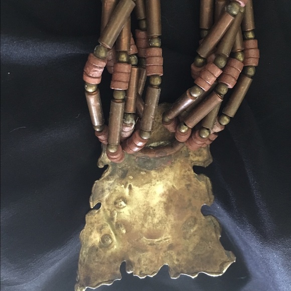 Artist prong set Lavender Jasper Cabochon NECKLACE - Picture 4 of 4