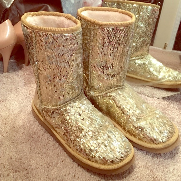 Gold sequin fur boots