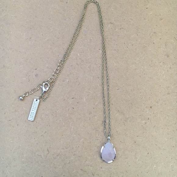 Kendra Scott Rose Quartz Gold Pendant Necklace