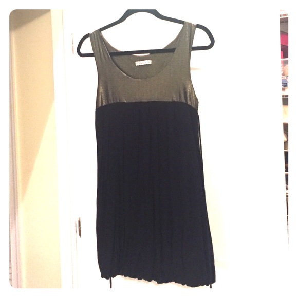 Forever 21 Black/Gold Shimmer Dress - Picture 1 of 4