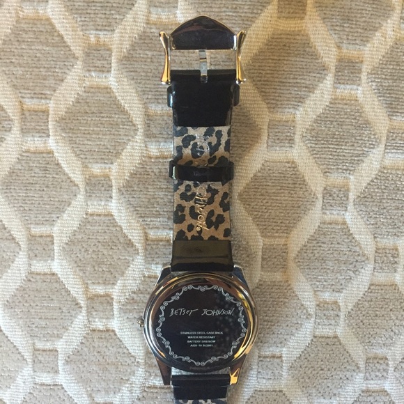 Betsey Johnson Black Watch - Picture 4 of 4