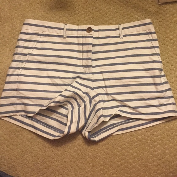 STRIPED SHORTS!!!!