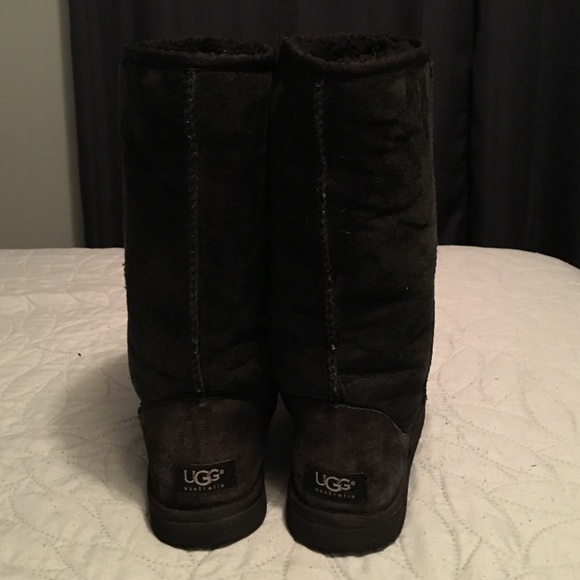 Ugg Tall Boots - Size 6 - Picture 2 of 4