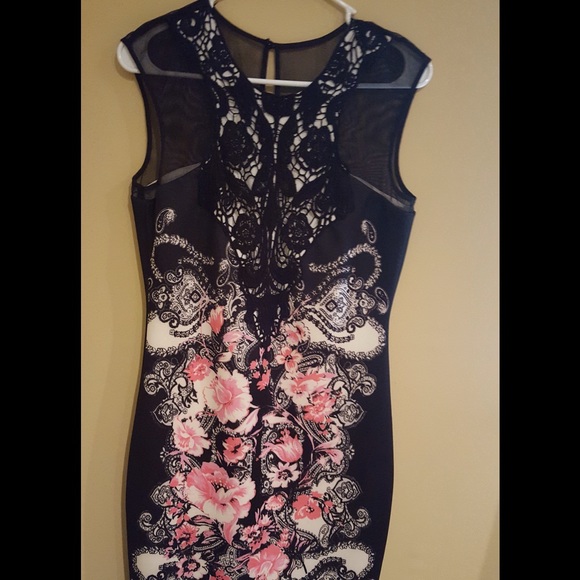 Cute dress with embroidered designs