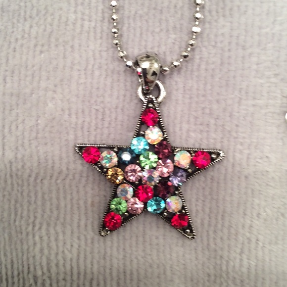 Superstar Necklace with silver chain