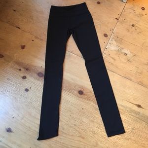 Lululemon Skinny Grooves!