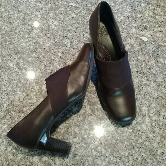 Mootsies Tootsies Shoes