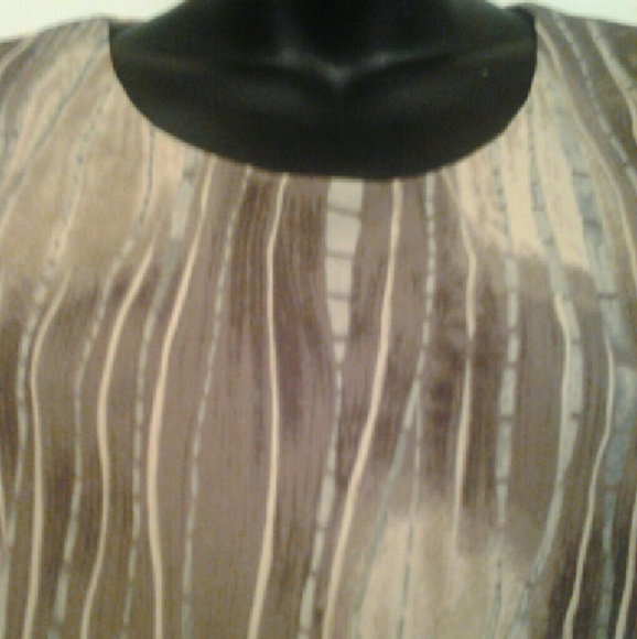 Layered top - Picture 2 of 3