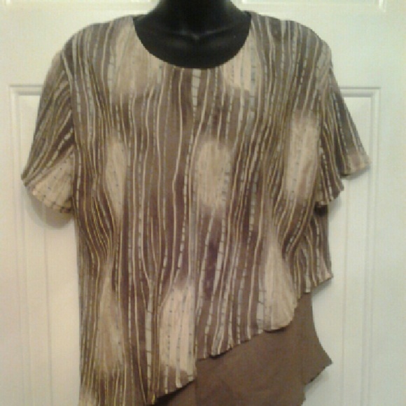 Layered top - Picture 3 of 3