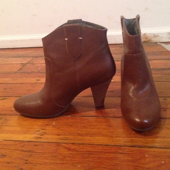 Leather Nine West ankle booties - Picture 2 of 4