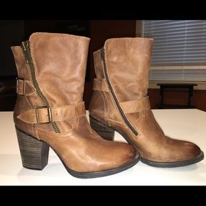 Size 9.5 Steve Madden boots
