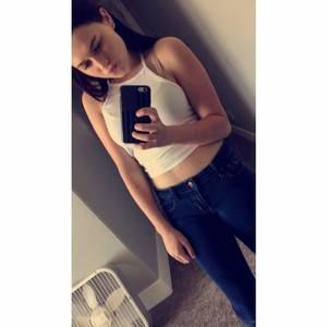 Meet your Posher, Maia