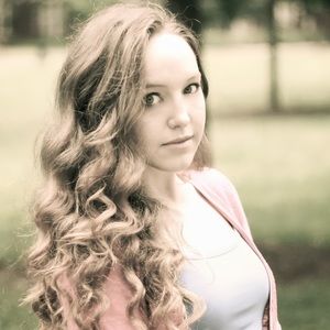 Meet your Posher, Brittney