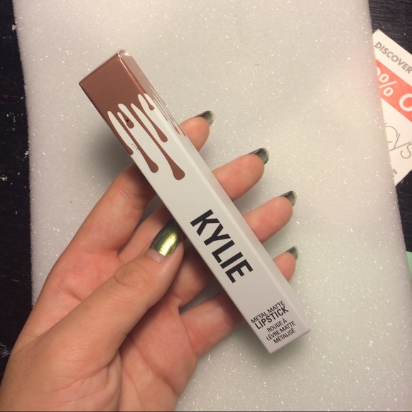 Kylie Metallic Lipstick in Heir