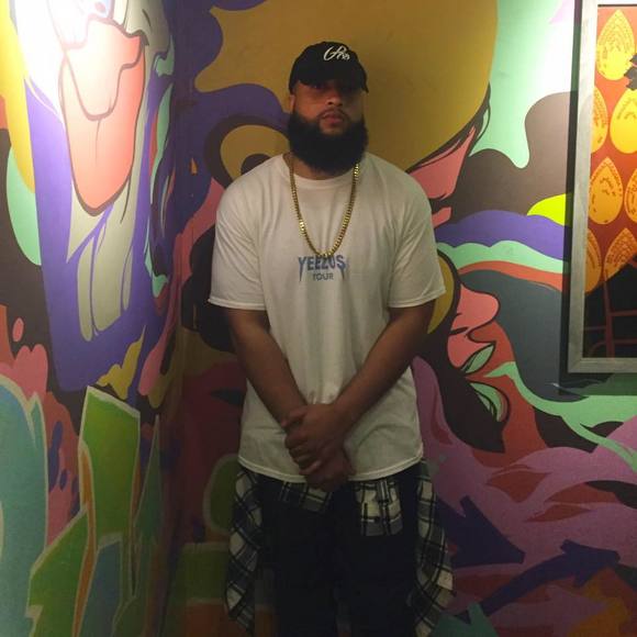 Meet your Posher, Justin - Picture 1 of 1