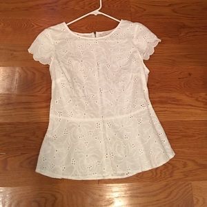 Loft eyelet size 6 small top