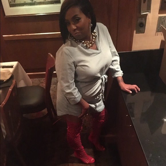 Meet your Posher, Monet - Picture 2 of 3