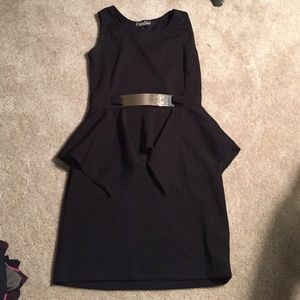 Gorgeous black dress LBD