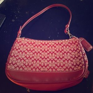 Classic Signature Coach Purse