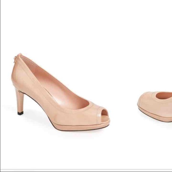Stuart Weitzman Annabelle pump