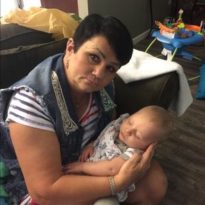 Meet your Posher, Teresa