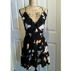 Black with floral print Kimchi Blue dress