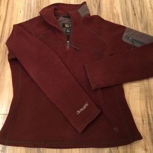 Mountain Hard Wear Polartec Fleece burgundy size M