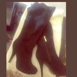 Over knee guess boots
