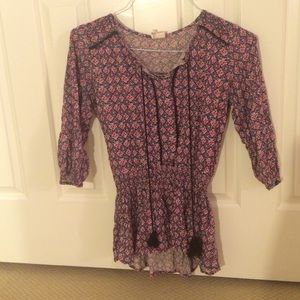 *DONATING TMRW* Trendy Tunic Top w/ Tassels