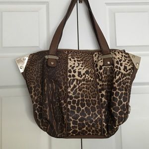 Jessica Simpson purse