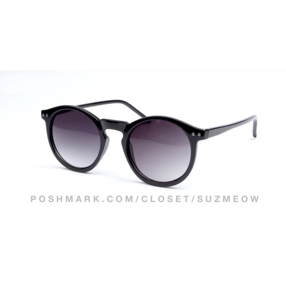 New! Cat Eye Mirrored Sunglasses • 5 Colors - Picture 4 of 4