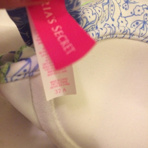 SOLD! EUC Victoria's Secret push up bandeau bikini - Picture 2 of 2