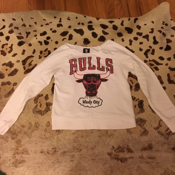 CHICAGO BULLS SWEATSHIRT