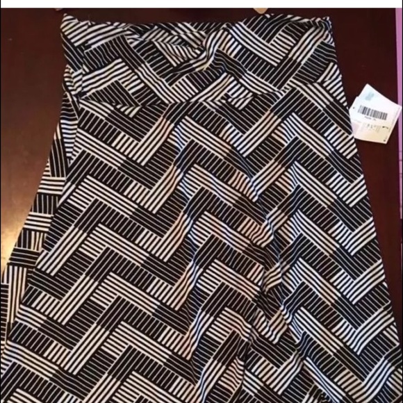LuLaRoe Azure Skirt NWT