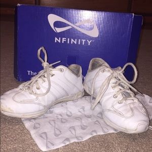 Nfinity cheer shoes