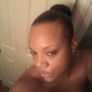 Meet your Posher, Samone