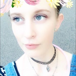 Meet your Posher, Hayley