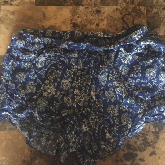 flowy shorts - Picture 1 of 1