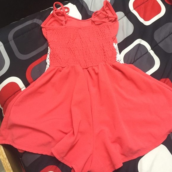 Romper - Picture 2 of 4