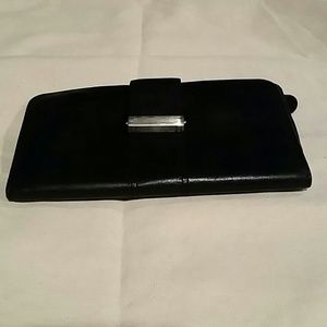 Wilson's Leather Pelle Studio black wallet