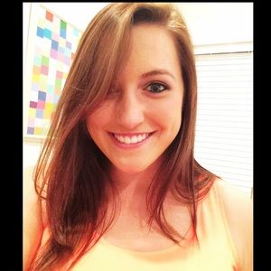 Meet your Posher, Alisha