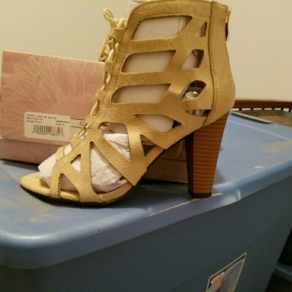 The other one - Picture 2 of 3