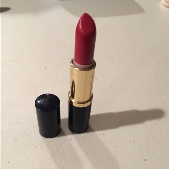 Estée Lauder Pure Color Lipstick