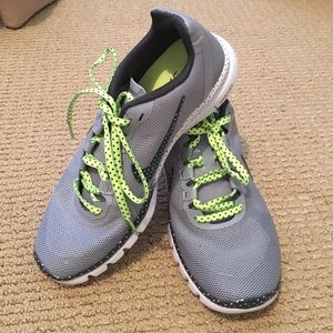 Women's Nike Free Advantage Msh Caf