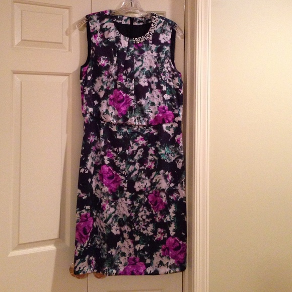 Boss (Hugo Boss) size 8 sleeveless silk dress