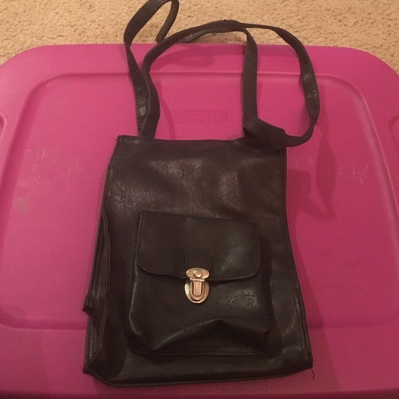 Black Purse - Picture 1 of 1