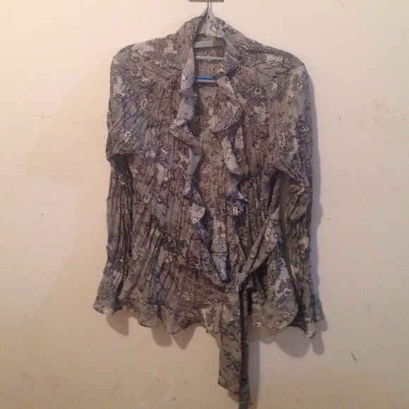 Elegant ruffled tie blouse