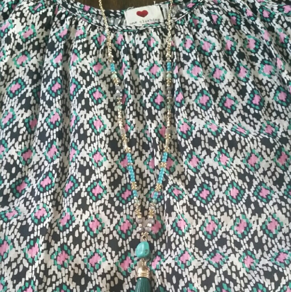 Shirt - Picture 2 of 4